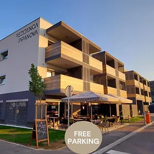 4* Hotel apartamentowy & Burgers Rezidenca Pipanova
