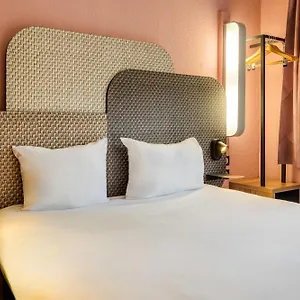 ** Hotell Rocourt Belgien